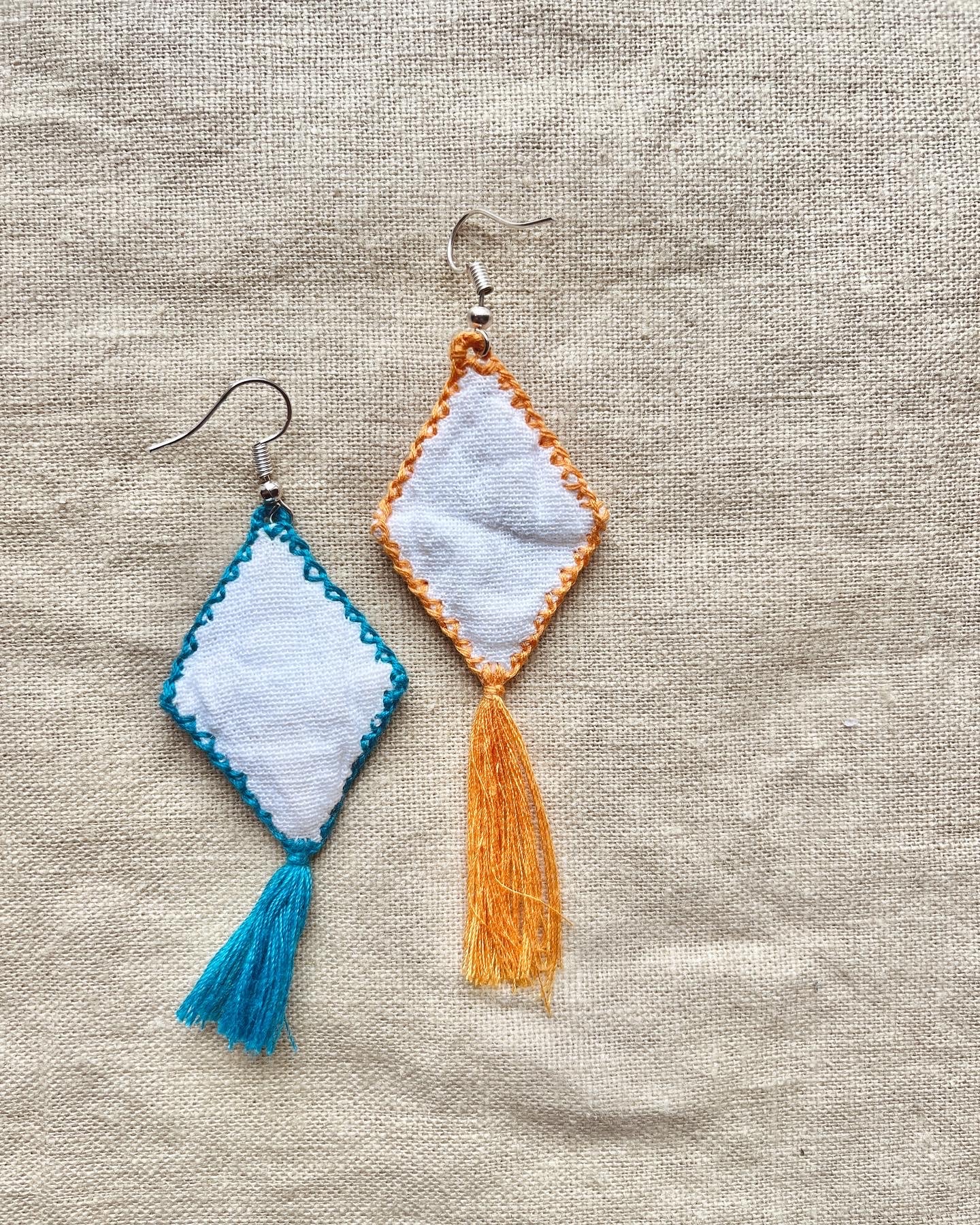 Guatemala & Mexico 刺繍ピアス【全額寄付商品】